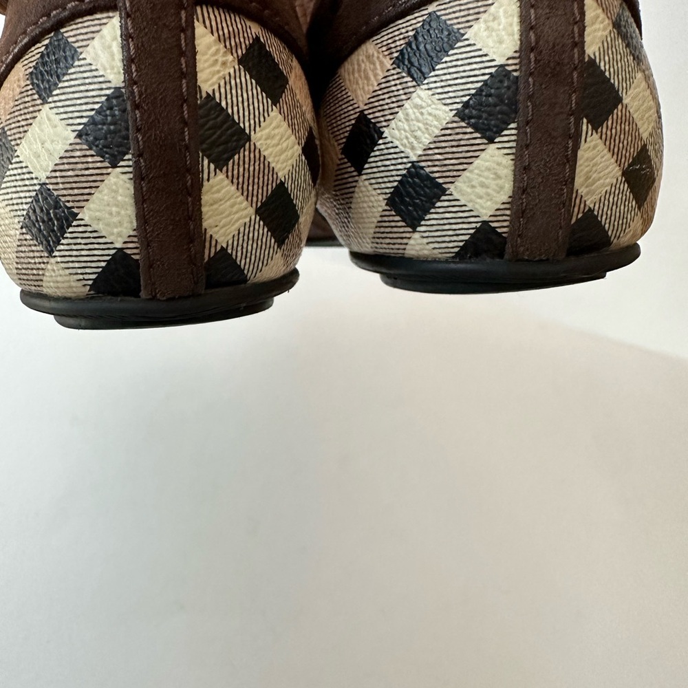Burberry Brown Suede Nova Check  Cap Toe Ballet Flats - Picture 8 of 9